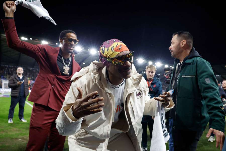 Snoop Dogg na murawie stadionu Swansea