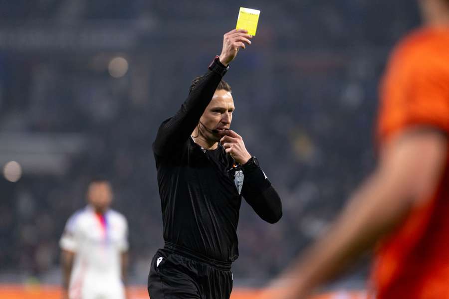 Letão Treimanis vai apitar partida do FC Porto na República Checa