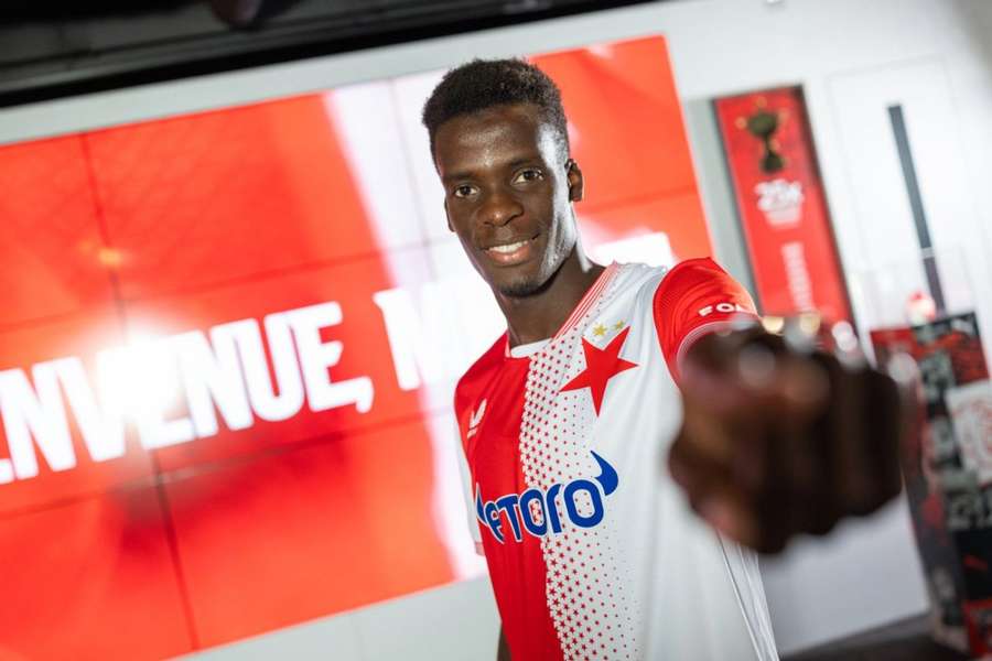 Youssoupha Mbodji je novou posilou Slavie.