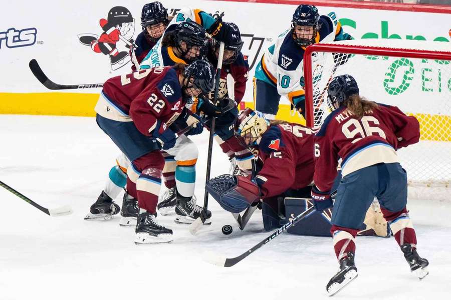 Mlýnková dala první gól v PWHL.