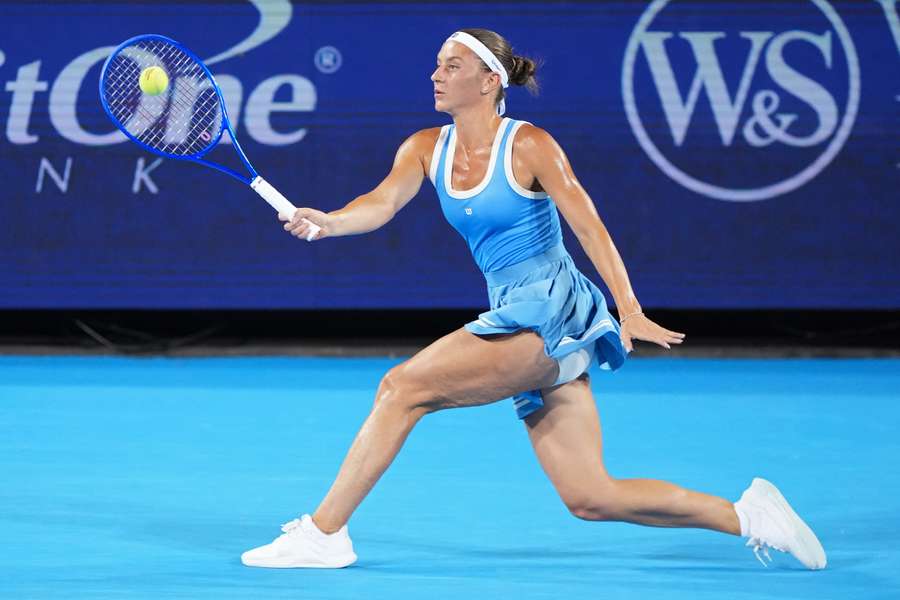 Marta Kostyuk în acțiune contra lui Coco Gauff