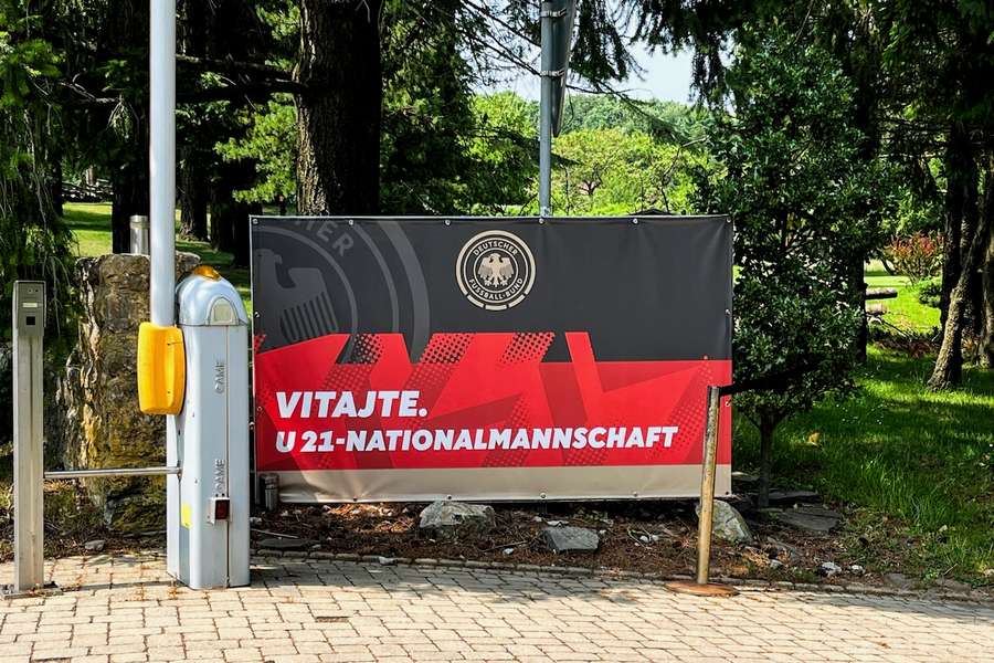 Die deutsche U21 ist zur Vorbereitung auf die EM in der Slowakei angekommen.