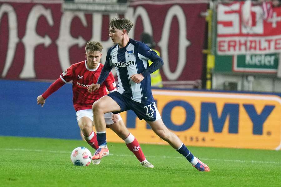 Der 16-jährige Kennet Eichhorn löste Jude Bellingham ab 