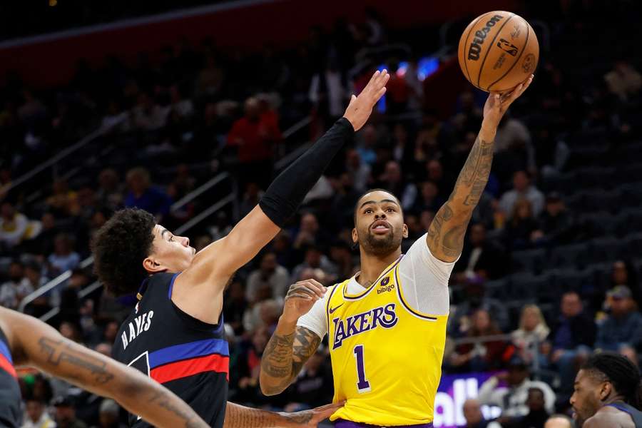 O base do Los Angeles Lakers, D'Angelo Russell esteve em destaque