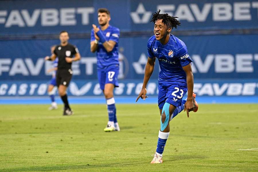 Cardoso Varela a déjà marqué pour l'équipe première du Dinamo Zagreb. Cardoso Varela a déjà marqué pour l'équipe première du Dinamo Zagreb.