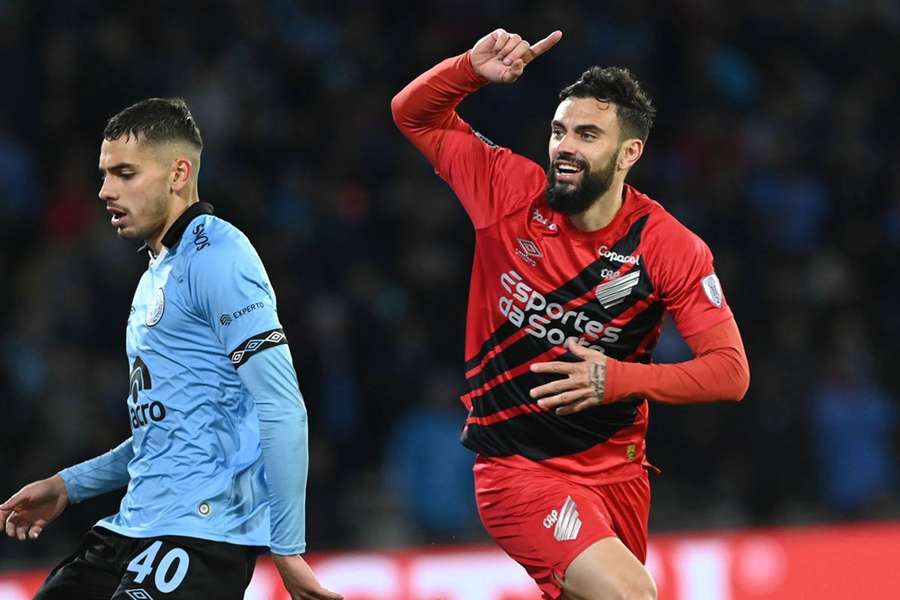 Mastriani fez o primeiro do Athletico em Córdoba