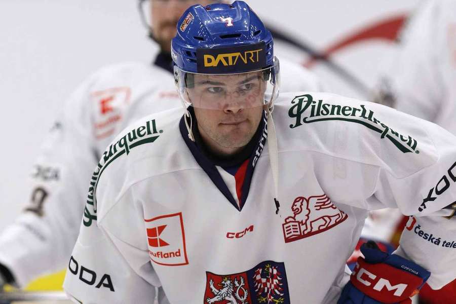 Obránce Špaček byl povolaný z farmy a může zažít premiéru v NHL. Obránce Špaček byl povolaný z farmy a může zažít premiéru v NHL.