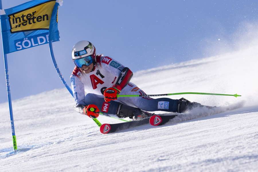 Norweg Olsen wygrał slalom gigant w Soelden na otwarcie Alpejskiego Pucharu Świata