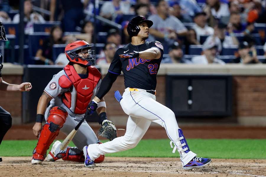 Juan Soto hits 42nd home run of the 2025 season