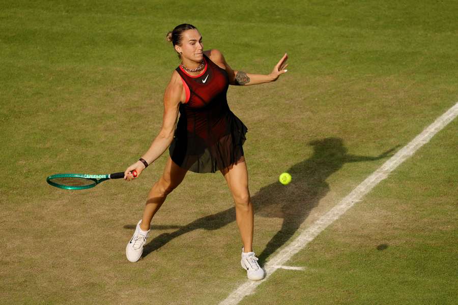 Tenis Flash: Sabalenka i Zverev walczą o finały przed Wimbledonem Tenis Flash: Sabalenka i Zverev walczą o finały przed Wimbledonem