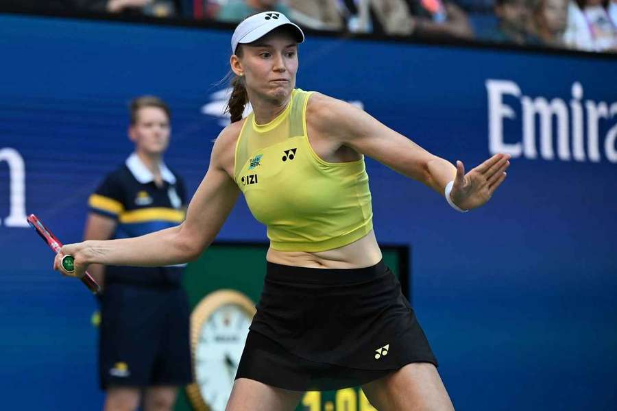 Jelena Rybakinová v boji o postup do dalšího kola US Open. Jelena Rybakinová v boji o postup do dalšího kola US Open.