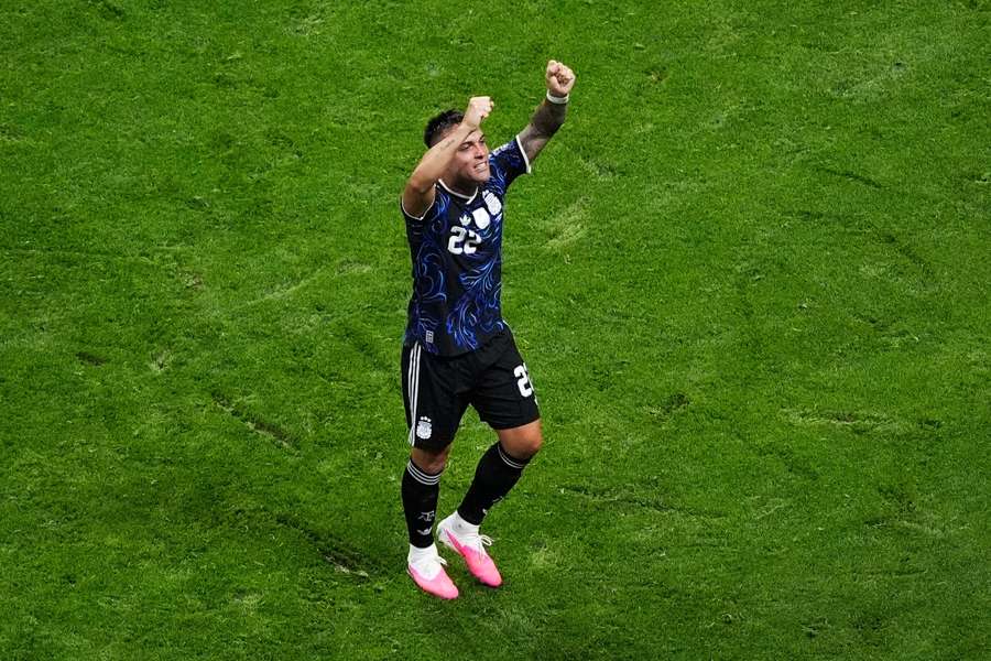 Lautaro Martínez celebra el pase de Argentina a la final Lautaro Martínez celebra el pase de Argentina a la final
