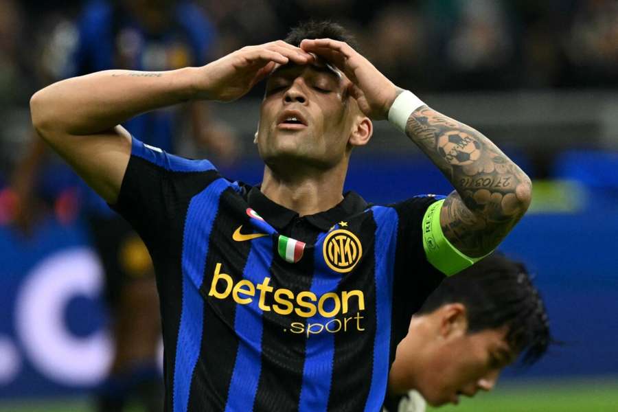 Lautaro Martínez má poraněný sval. Lautaro Martínez má poraněný sval.