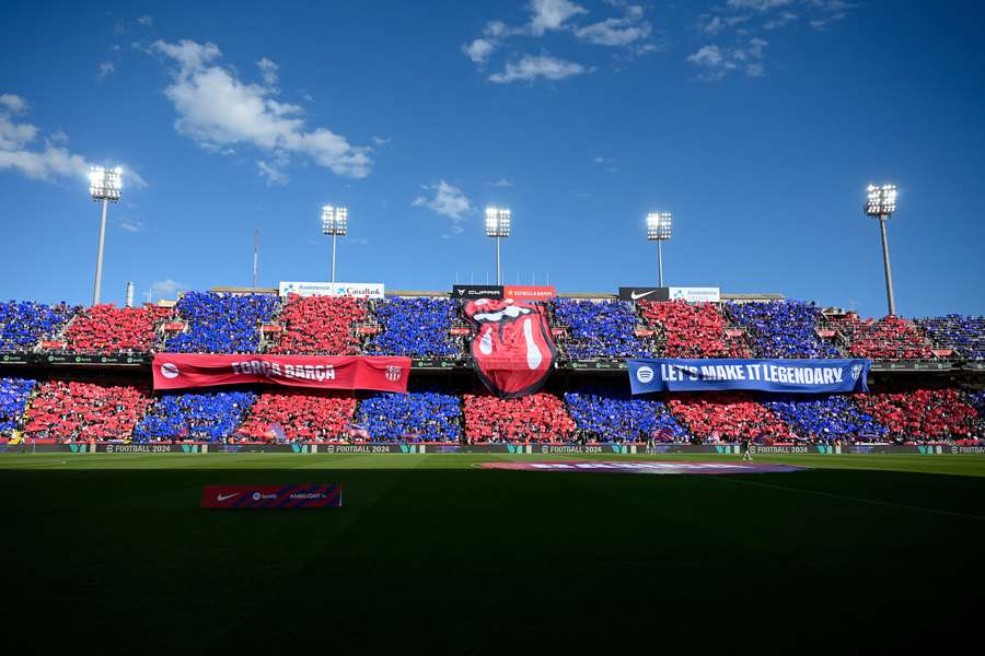 O Barça vai continuar a jogar em Montjuïc durante mais alguns meses