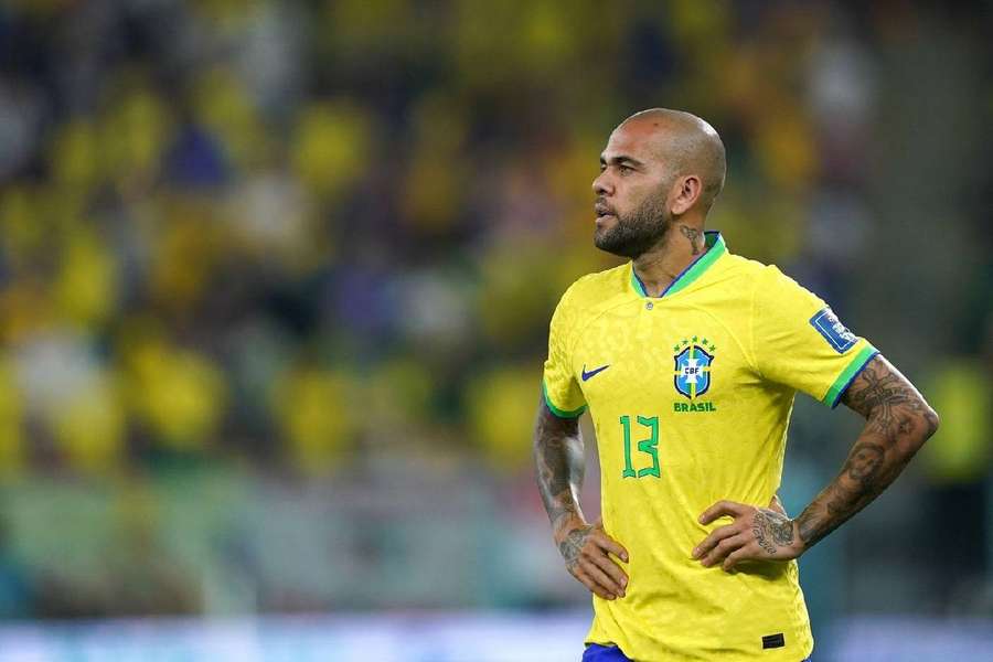 Dani Alves a fost condamnat la patru ani şi jumătate de închisoare