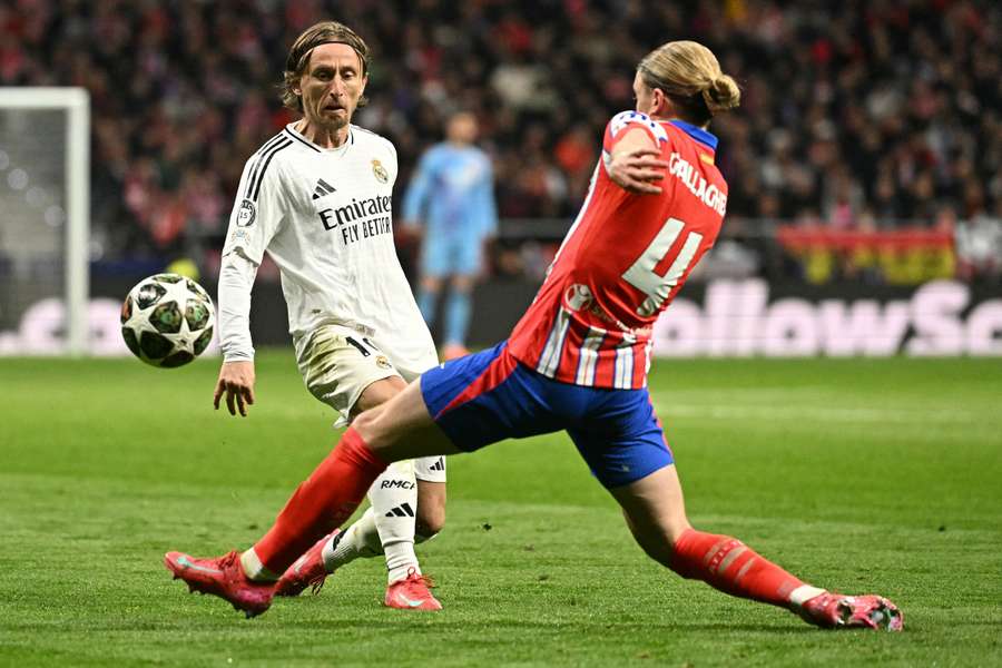 Piorunujący start Atletico, zmarnowany karny Viniego i awans Realu po serii jedenastek
