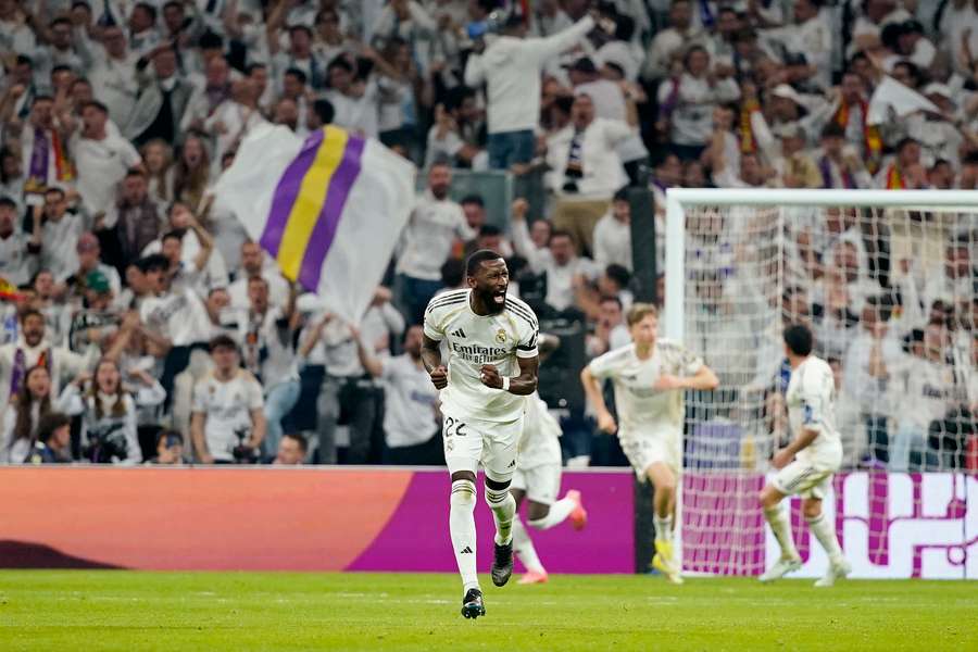 Rüdiger em ação pelo Real Madrid