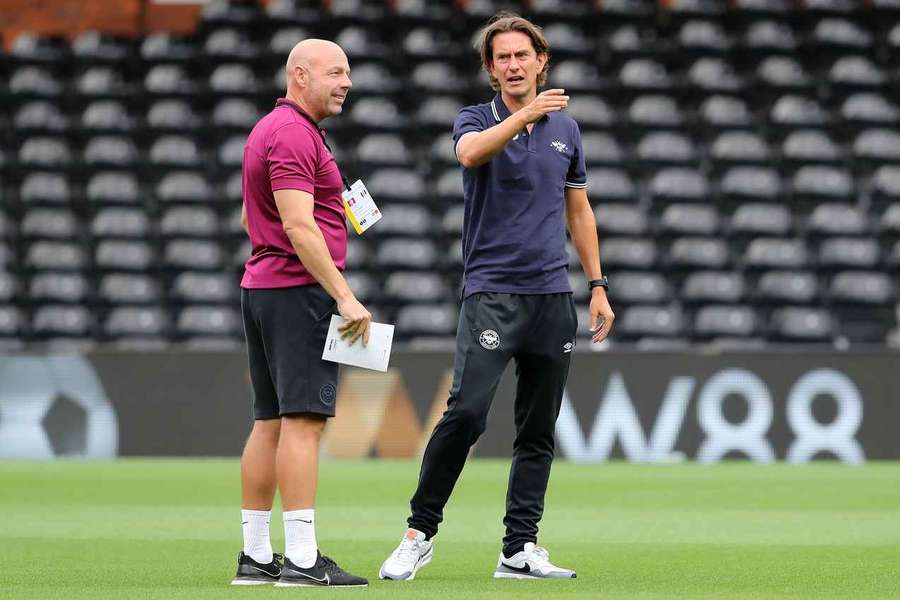 Brian Riemer (vlevo) ještě v Brentfordu s Thoamsem Frankem. Brian Riemer (vlevo) ještě v Brentfordu s Thoamsem Frankem.