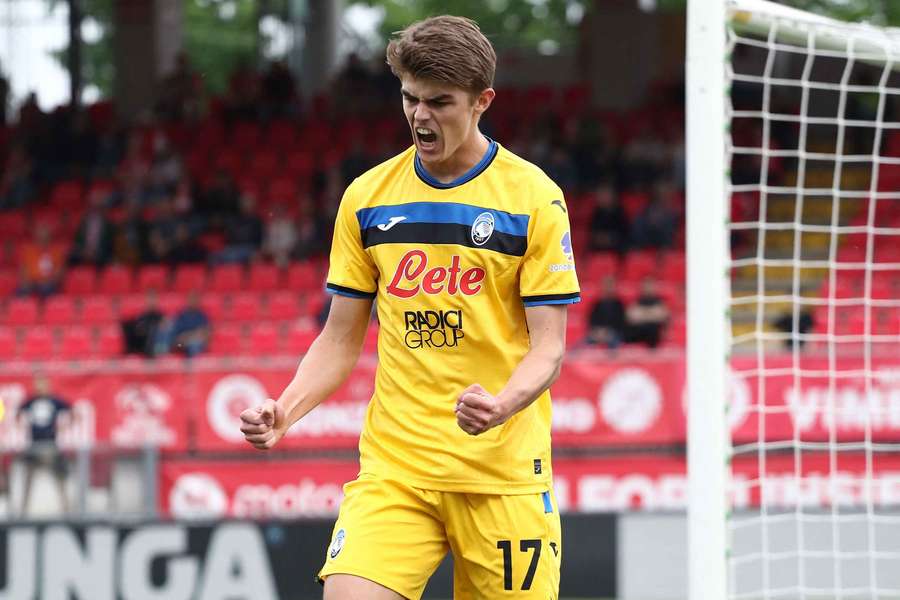 Charles De Ketelaere celebrates scoring Atalanta's first goal