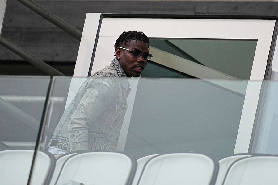 Six men face trial for blackmailing Pogba