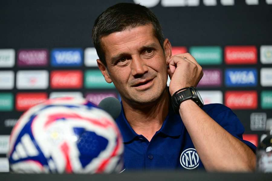 Cristi Chivu a susținut o conferință de presă înainte de Inter - River Plate, duel decisiv pentru calificarea în optimile Mondialului Cluburilor