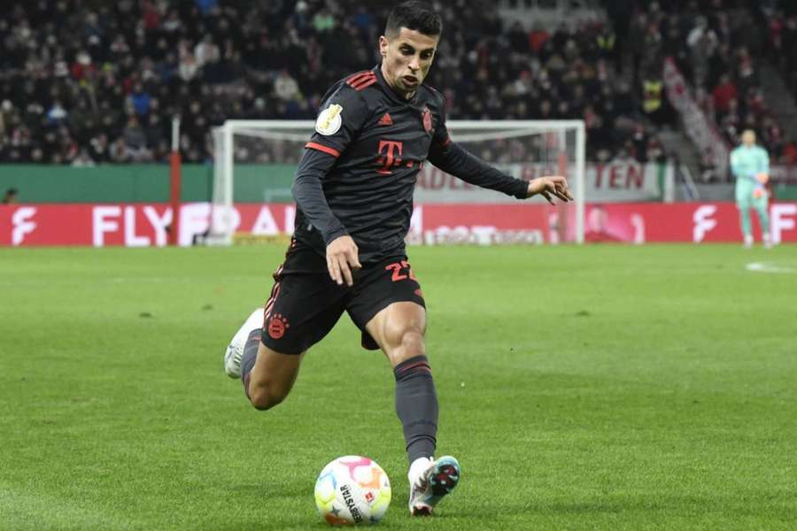 João Cancelo, com a camisola do Bayern de Munique