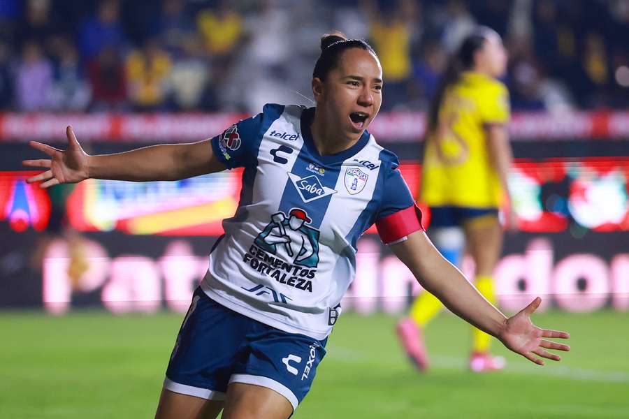 Charlyn Corral: la revolucionaria mexicana a la que el fútbol le debía un campeonato