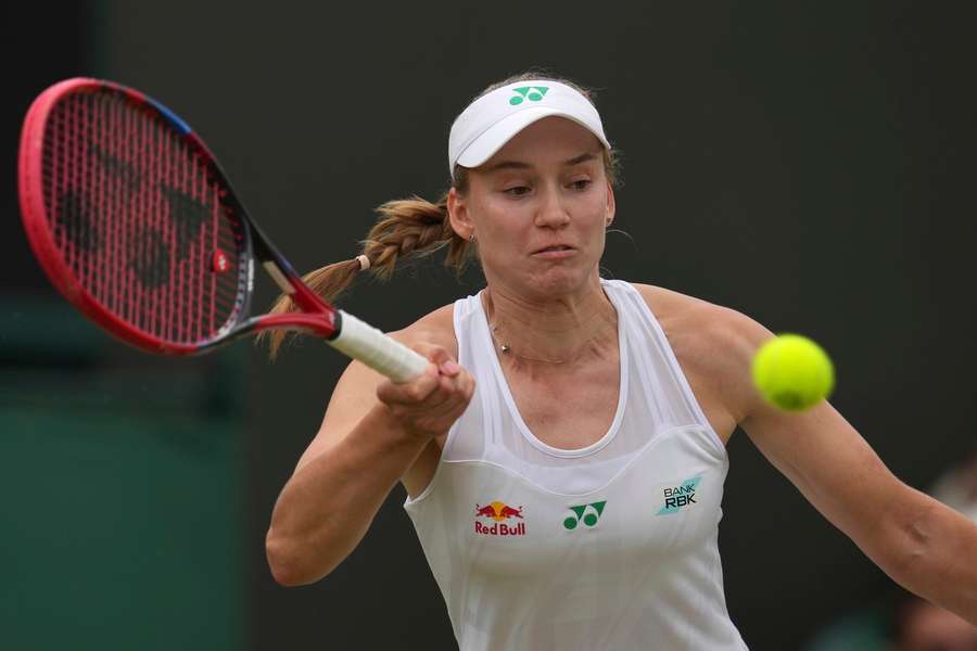 Rybakinová skončila ve Wimbledonu ve třetím kole.