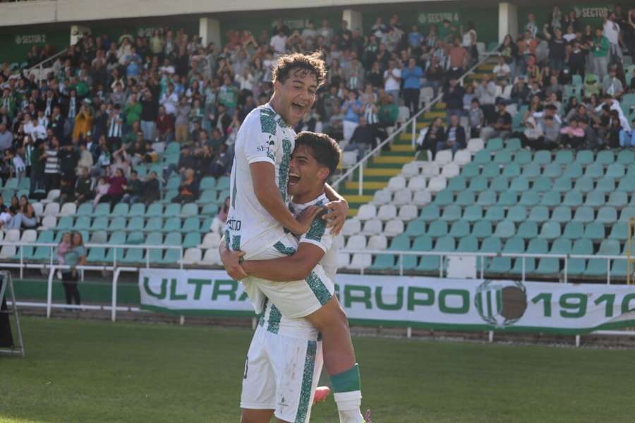 Vitória FC venceu o Paio Pires por 1-0 no Bonfim