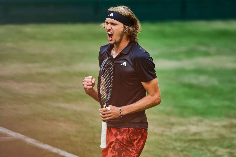 Alexander Zverev wird im Halbfinale von Halle auf Alexander Bublik treffen