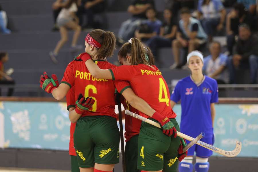 Maria Severino marcou os três golos de Portugal