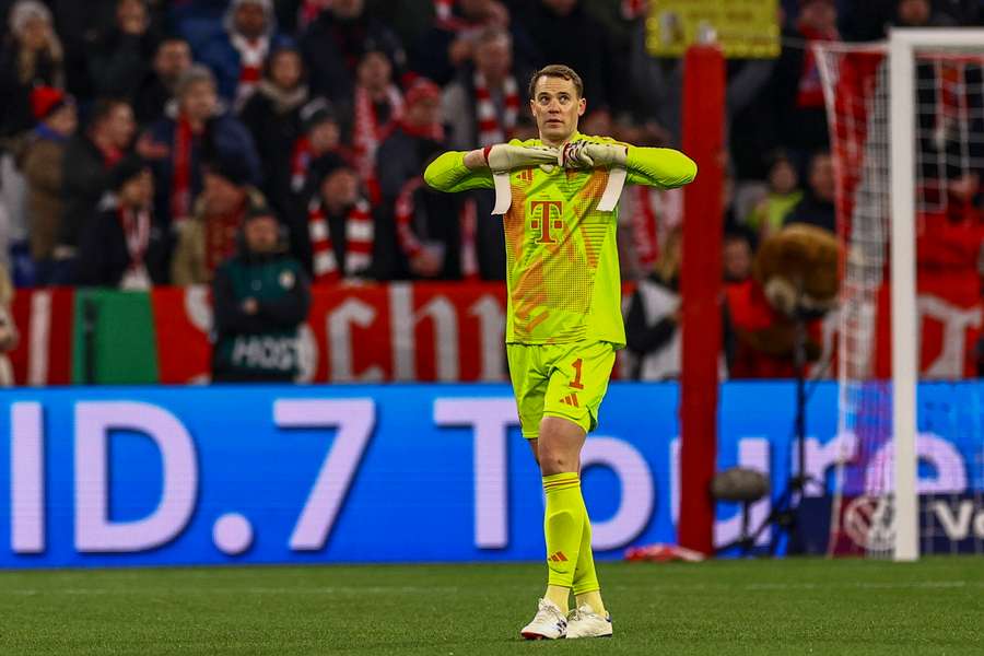 Manuel Neuer ma złamane żebro, bramkarz Bayernu nie zagra do końca roku