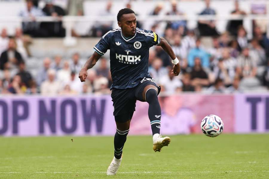 Turkish giants Besiktas make move for Newcastle's Joe Willock Turkish giants Besiktas make move for Newcastle's Joe Willock