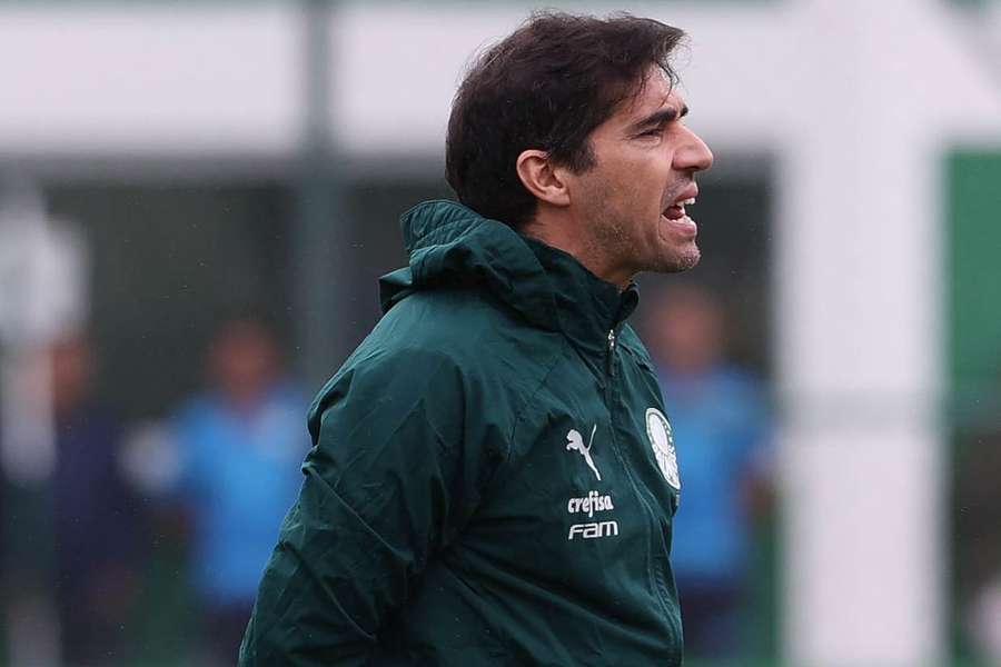 Abel Ferreira é um dos nomes apontados à seleção do Brasil