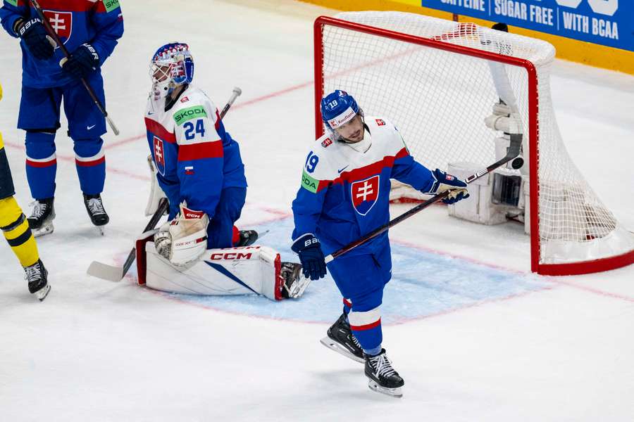 Do slovenskej bránky prešlo päť pukov. Do slovenskej bránky prešlo päť pukov.