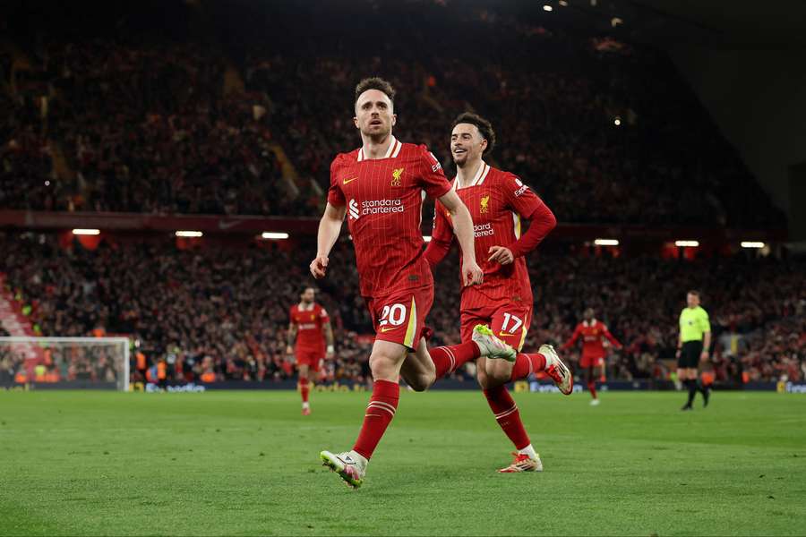 Gładka wygrana Manchesteru City, Liverpool wyrwał triumf w derbach Merseyside