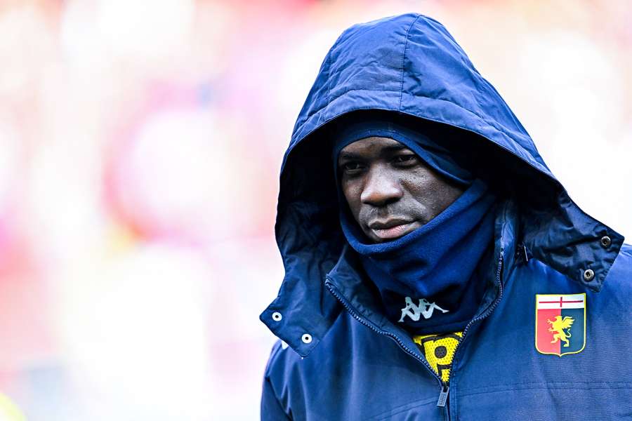 Balotelli avec le Genoa en janvier dernier. Balotelli avec le Genoa en janvier dernier.