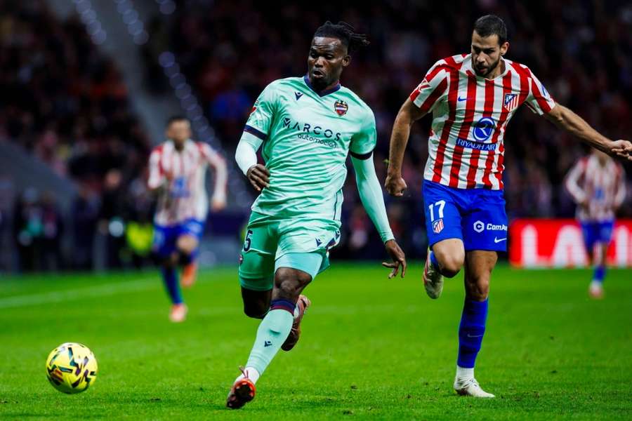 Lance del partido de ida entre Koyalipou y Hancko