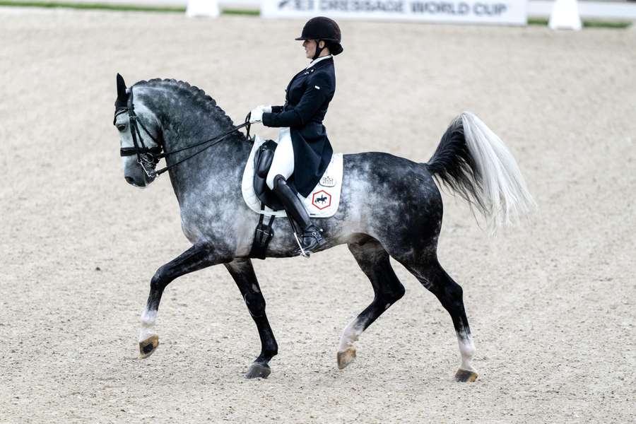 Dressuuramazone Zweistra overtreft zichzelf in wereldbekerfinale