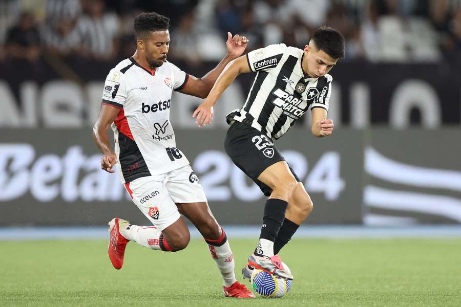 Botafogo foi encontrar gol de empate na reta final da partida