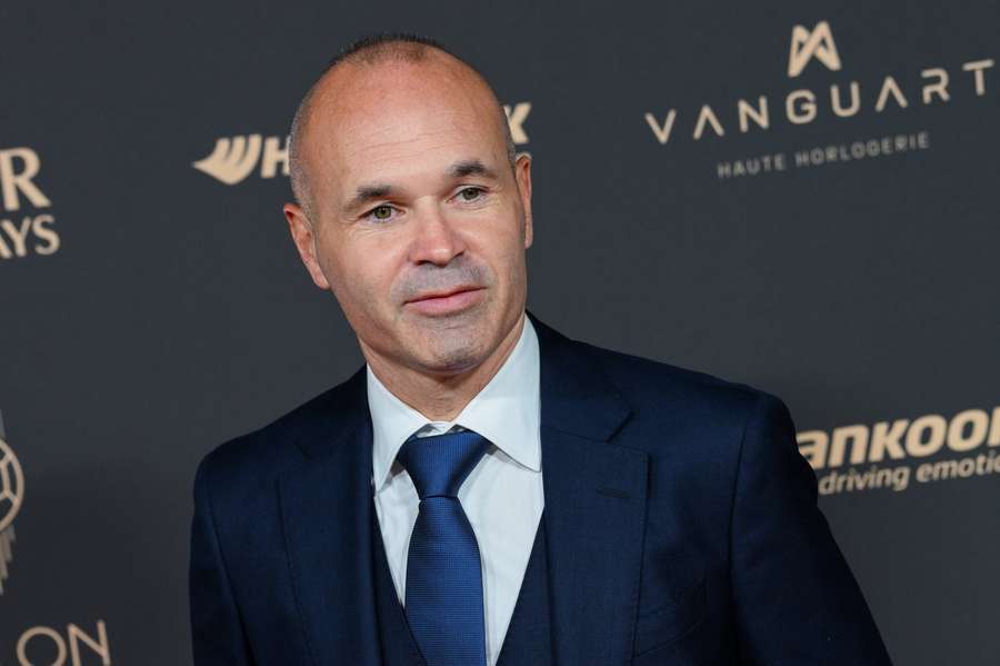 Iniesta prevezme dubajský Gulf United. Iniesta prevezme dubajský Gulf United.