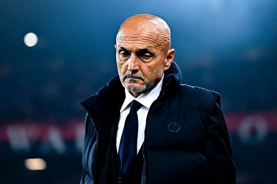 Luciano Spalletti tem sido muito criticado Luciano Spalletti tem sido muito criticado