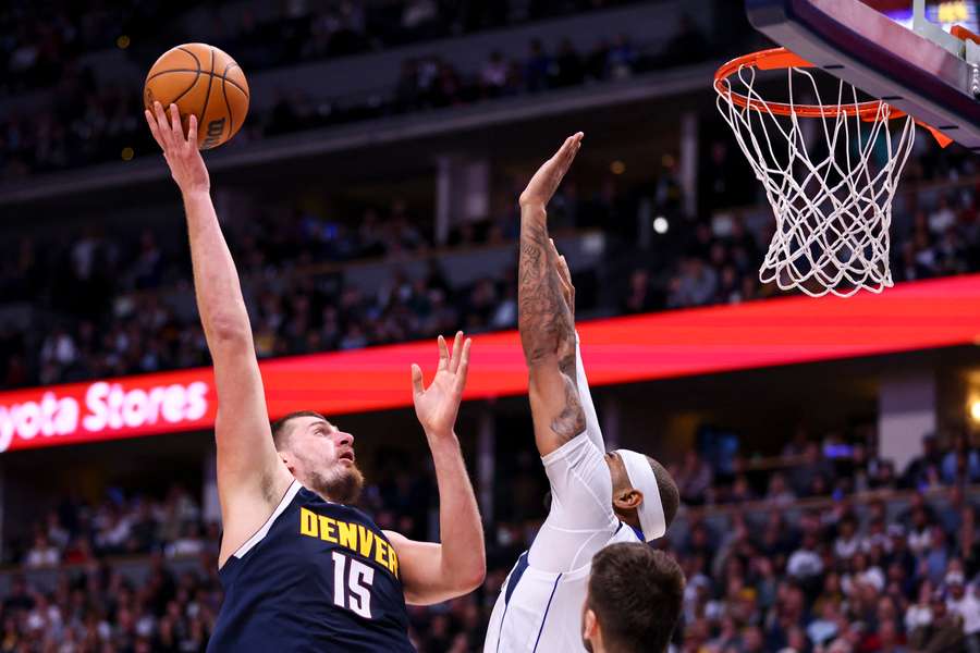 Jokic toujours aussi dominant...