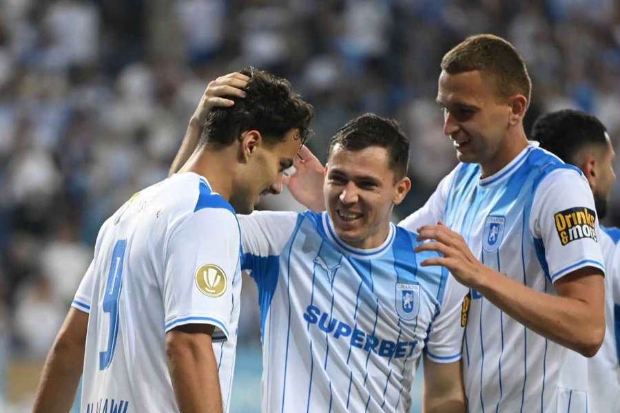 Carlos Mora (centru) va rata debutul Universității Craiova în UEFA Conference League