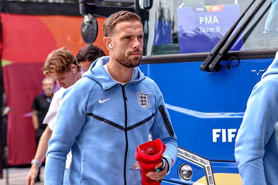 Jordan Henderson wechselt zu den Blues. Jordan Henderson wechselt zu den Blues.