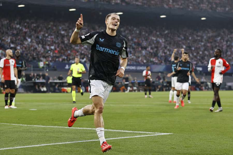 Wirtz marcou duas vezes em Feyenoord 0x4 Leverkusen