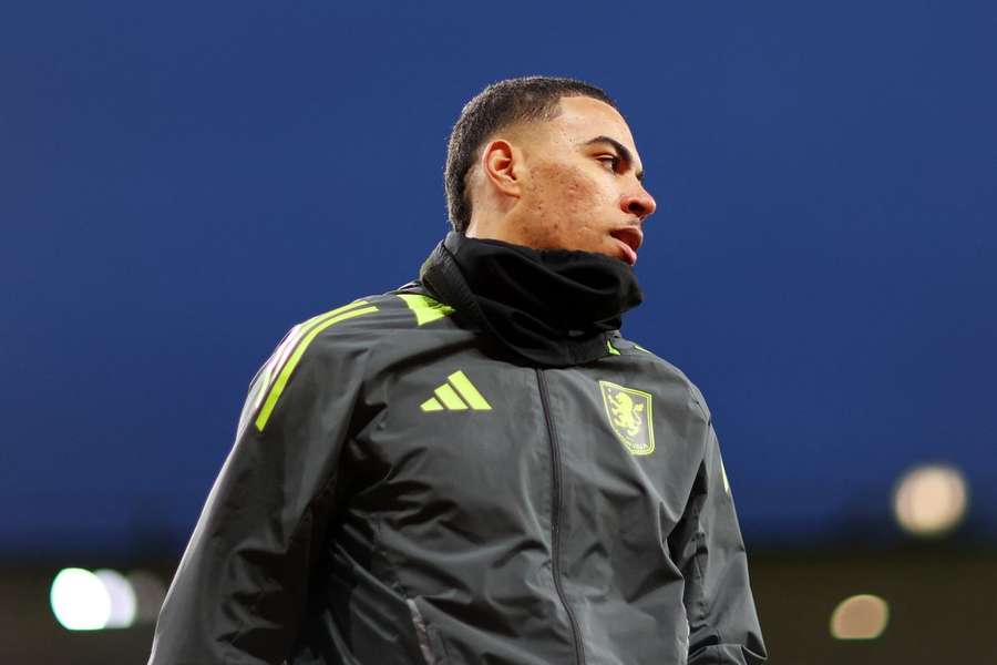 Morgan Rogers em destaque no Aston Villa