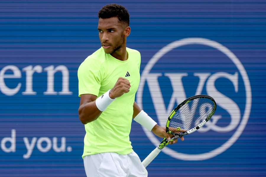 Auger-Aliassime voltou a sorrir