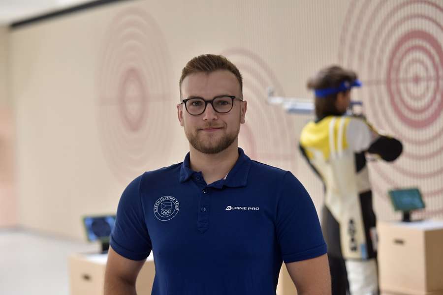 Přívratský při otevření nové kryté střelnice v Ostravě-Hulvákách. Přívratský při otevření nové kryté střelnice v Ostravě-Hulvákách.