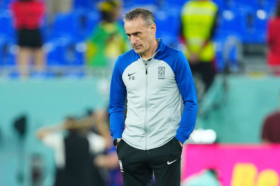 Trainer Bento an der Seitenlinie bei seinem letzten Spiel für Südkorea gegen Brasilien